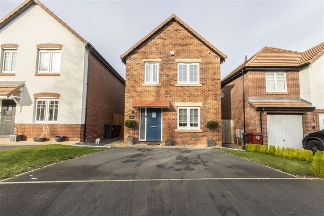 Thumbnail Detached house for sale in Stoney View, Creswell, Worksop