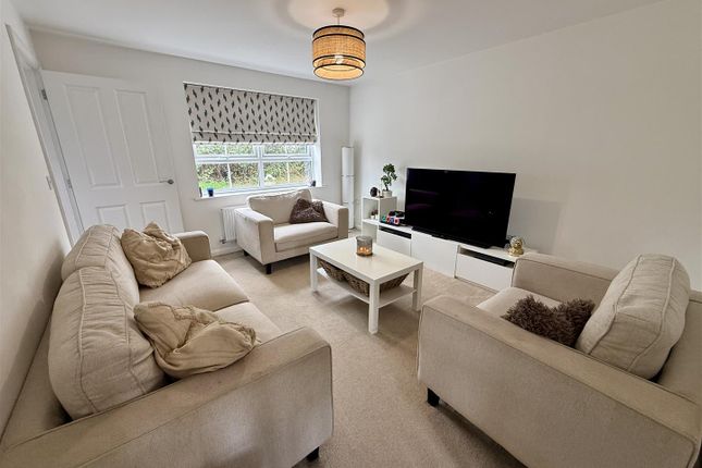 7, Barrow Drive, Coleford photo 4