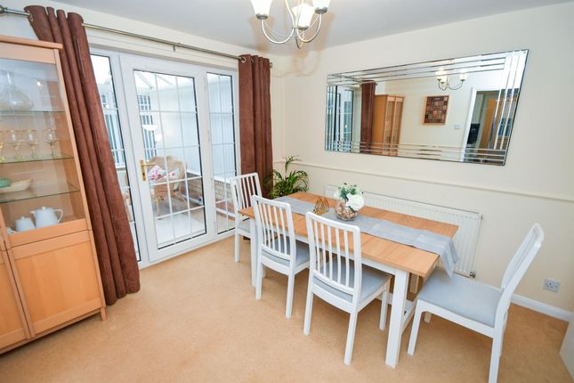 3, Brooklands Close, LINCOLN photo 4