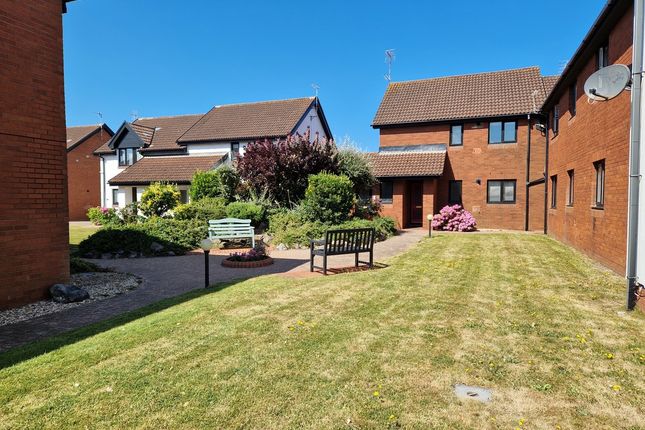 17, SEABANK COURT, PORTHCAWL photo 2