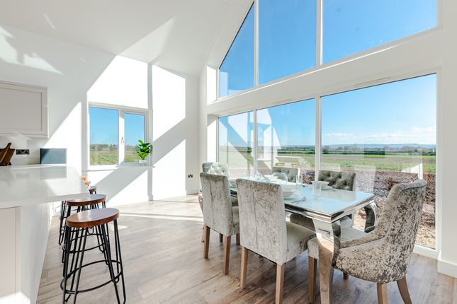 Showhomekitchendiner3