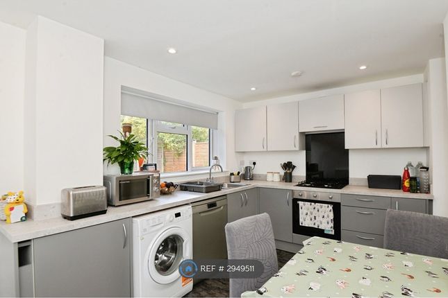 Brook Green, Bracknell photo 2