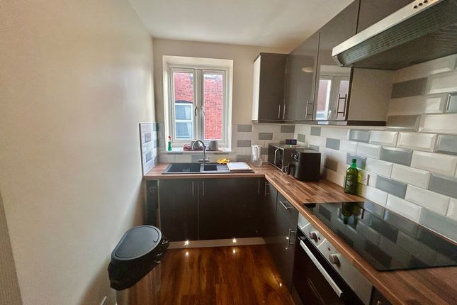 Flat 3, 84, North Denes Road, Great Yarmouth photo 5