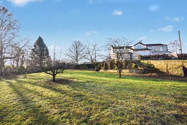19, Grange Lane, Wakefield photo 3