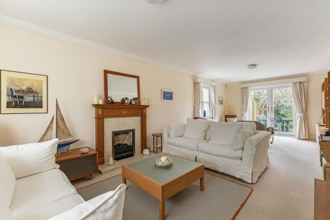 6, Fyfield Way, Winchester photo 3