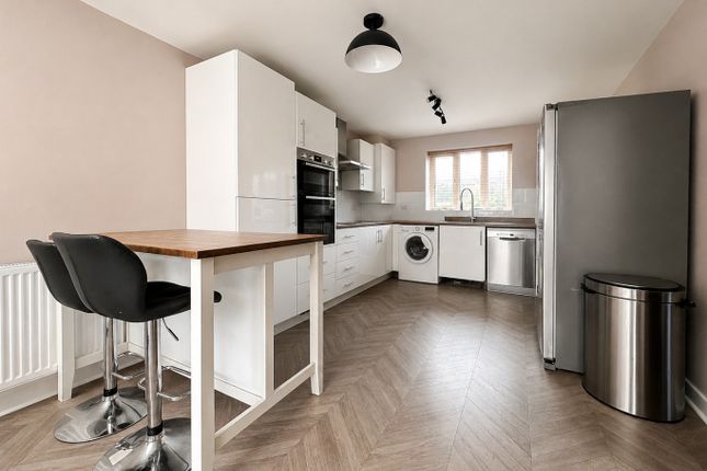 2, Primrose Walk, Bridgwater photo 4