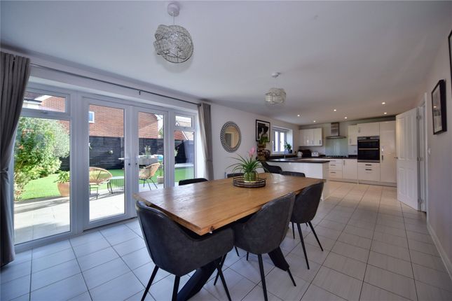 7, Broke Wood Way, Kent photo 4