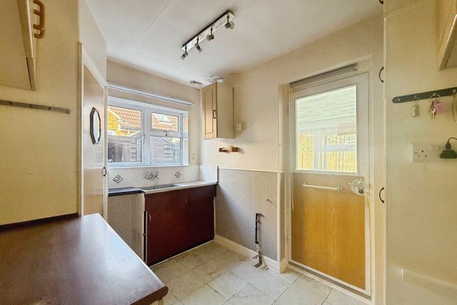 85, Ninesprings Way, Hertfordshire photo 2