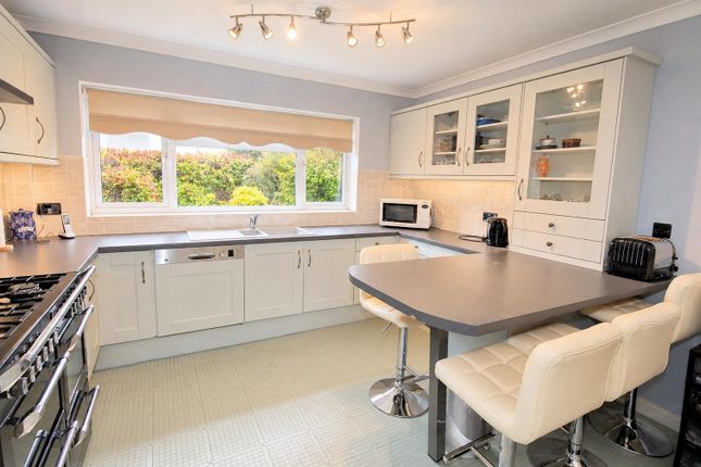 18, Alma Farm Road, Toddington photo 2