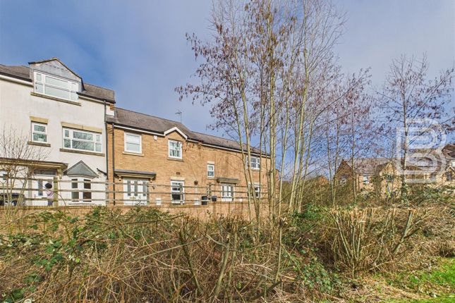 10, Overbecks Close, Rugby photo 2