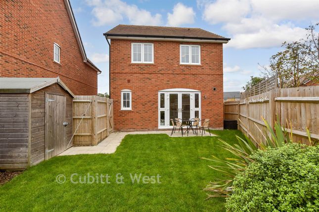 7, Donovan Way, Arundel photo 2
