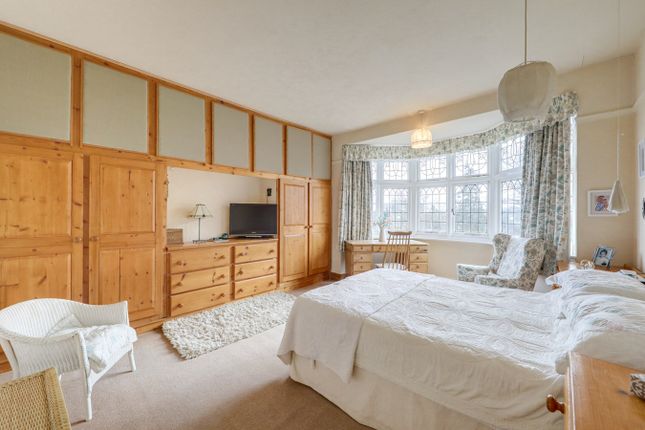 Terraced house for sale in Round Hill, Sydenham, London