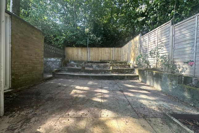 16, Tedder Road, Southampton photo 4