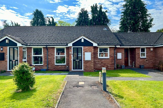 2-bed bungalow on 28, Shephard Mead, Tewkesbury, £230,000