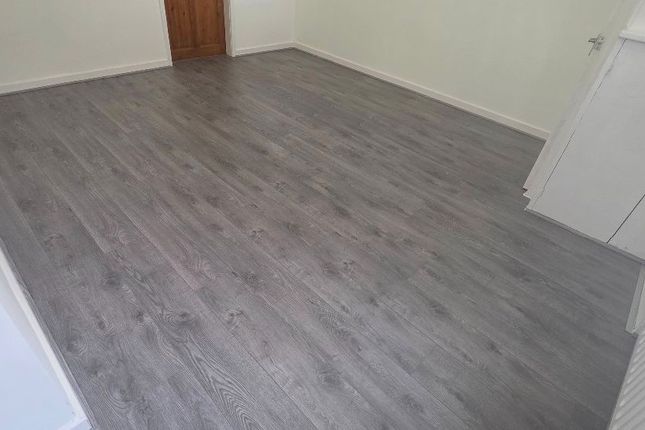 11 Plato Street, Oldham photo 5