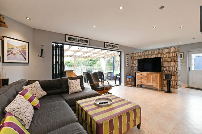 151, Green Oak Road, Sheffield photo 4