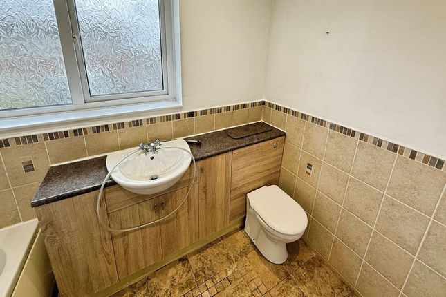 Beaminster Way, Newcastle Upon Tyne photo 5