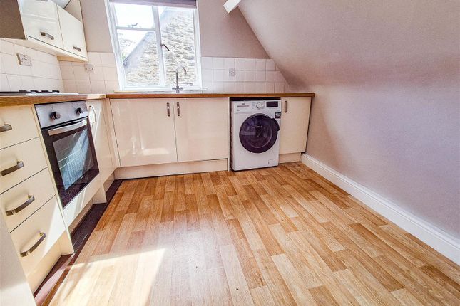 48b, Long Street, Wotton-Under-Edge photo 3