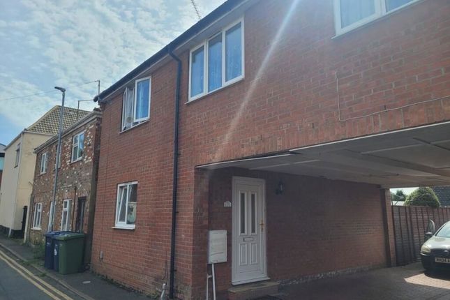 3-bed semi-detached on 7, Chapel Street, Wisbech, £95,000