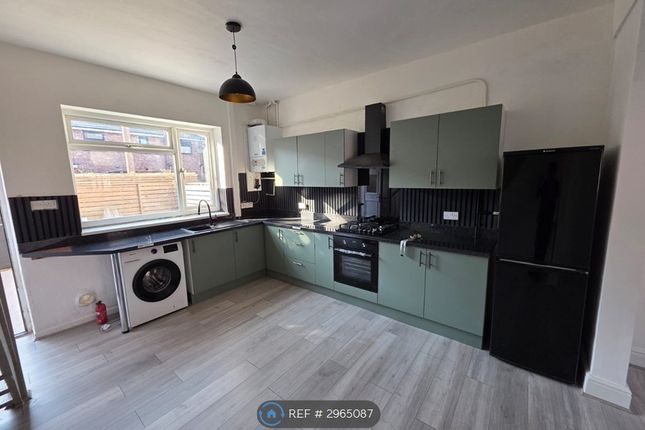 Trafalgar St, Ashton-Under-Lyne photo 3