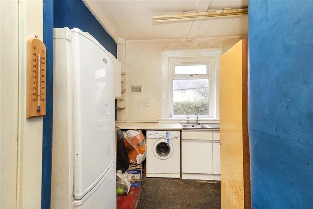 54 Kennington Avenue, Loanhead photo 2