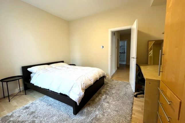58B Hanover Gate Mansions, Park Road, London photo 4