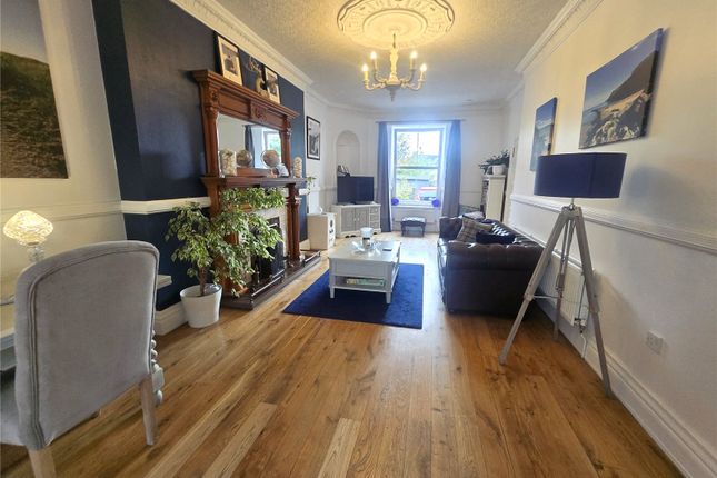 2, Mayfield Drive, Pembrokeshire photo 4
