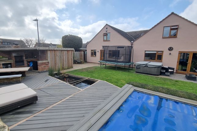 Semi-detached house for sale in Windmill Way, Southam