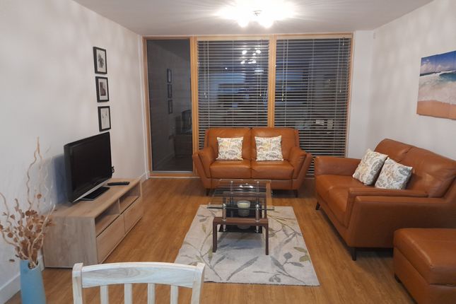 Flat 32, Milton Keynes photo 3