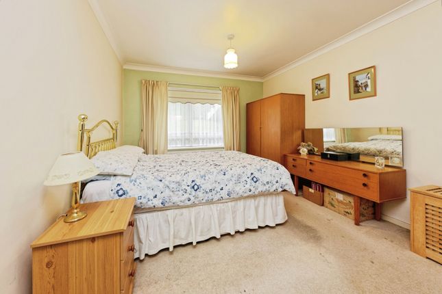 14 Redlands Court,, London Road, Dover photo 4