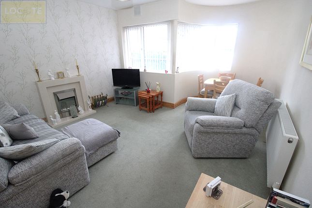 Flat 10, Flixton photo 3