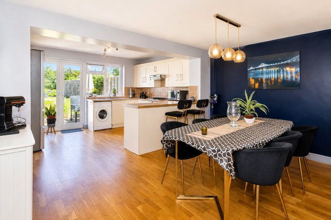 5, Thorney Mill Road, Iver photo 3