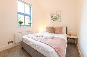 Thumbnail Semi-detached house to rent in Temple Street, Oxford