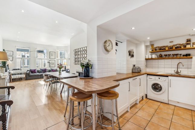 Thumbnail Flat for sale in Sudbourne Road, London