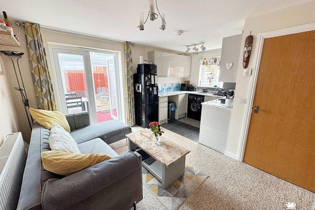 27, Ffordd Y Glowyr, Ammanford photo 4