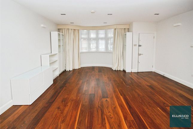 11, Alba Gardens, Golders Green photo 2