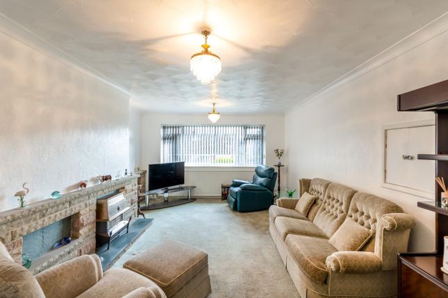10, Yew Tree Drive, Doncaster photo 2