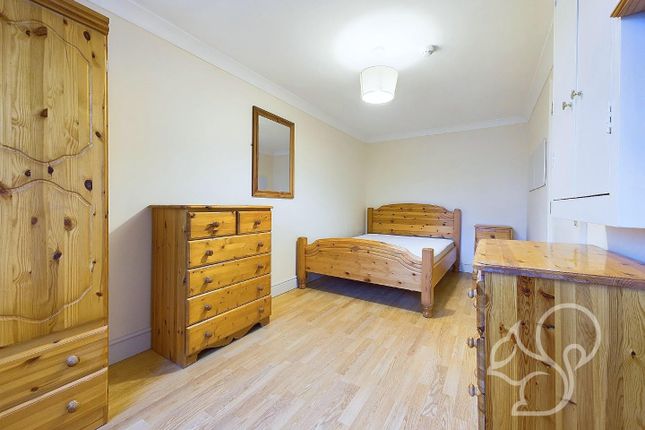 7, De Vere Lane, Colchester photo 3