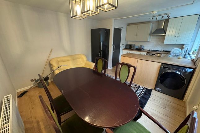ZOP 17 Grange Rise, Kings Norton photo 3