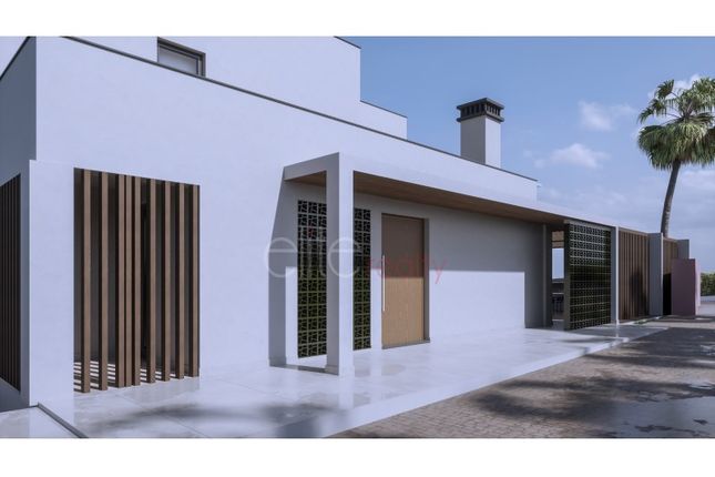 Detached house for sale in Herdade Do Funchal, São Gonçalo De Lagos, Lagos