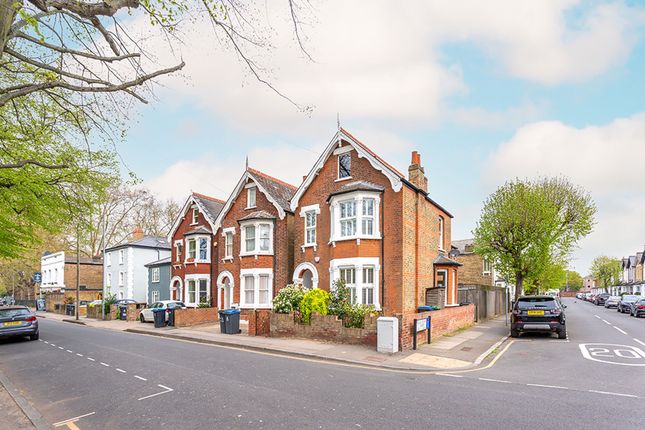 59 Fairfield Road, Kingston Upon Thames photo 3