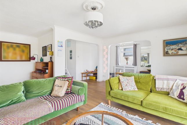 16, Coombe Rise, Brighton photo 3