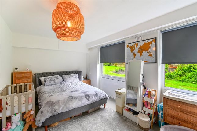 Flat for sale in College Road, West Dulwich, London