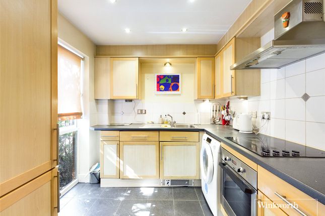 Flat 1,, Stirling House, Reading photo 3