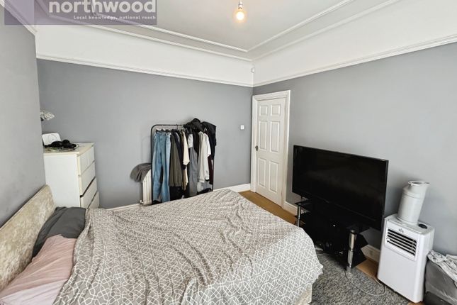 122, Poulton Road, Wirral photo 5