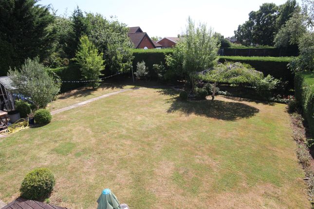 57, Putnoe Lane, Bedford photo 4