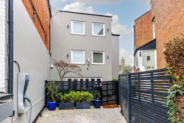 14A, Cromwell Avenue, Highgate photo 2