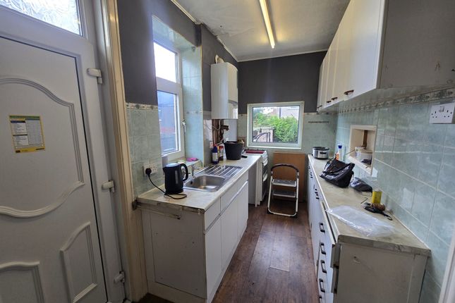 45, Speeton Avenue, West Yorkshire photo 4