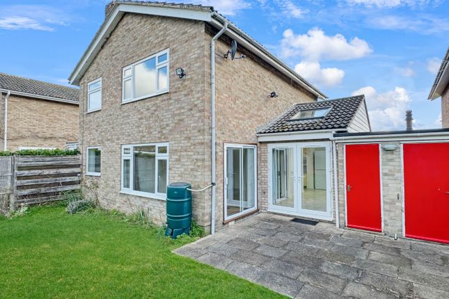 Link-detached house for sale in Kentings, Comberton, Cambridge