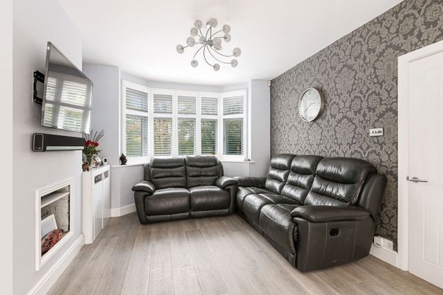 393, Stafford Road, Caterham photo 4